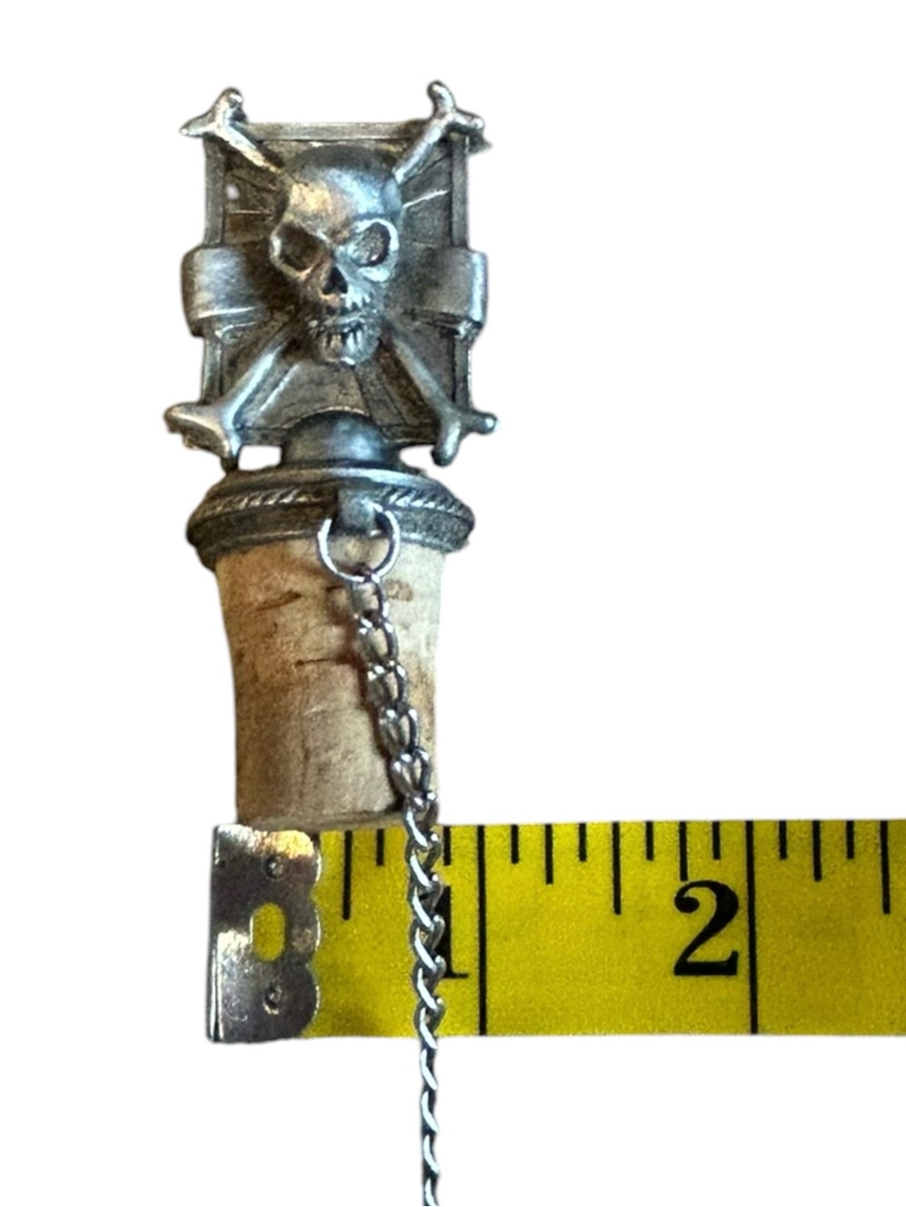 Vintage 2006 Pirate Skull Cork ☠️ Gothic Decor - Picture 8 of 9